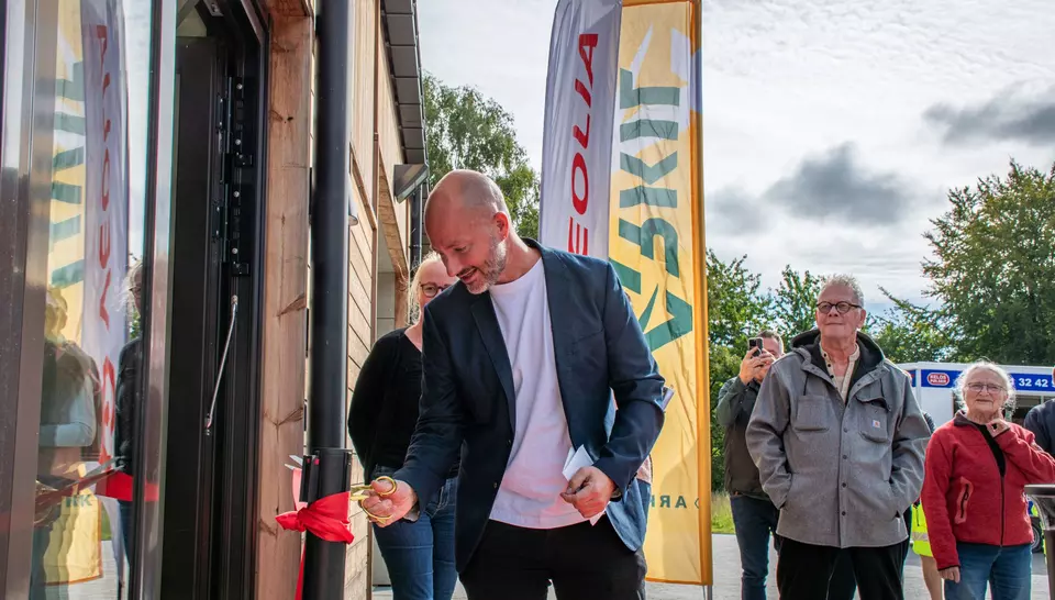 Skovmølleværket-vandværk-snor-klippes-til-indvielse